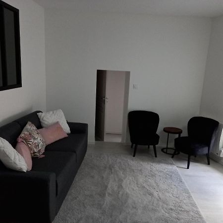 Tres Bel Appartement Кондріє Екстер'єр фото
